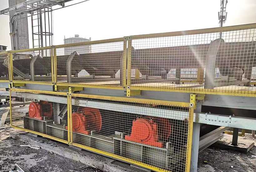 convoyeur &agrave; courroie longue distance