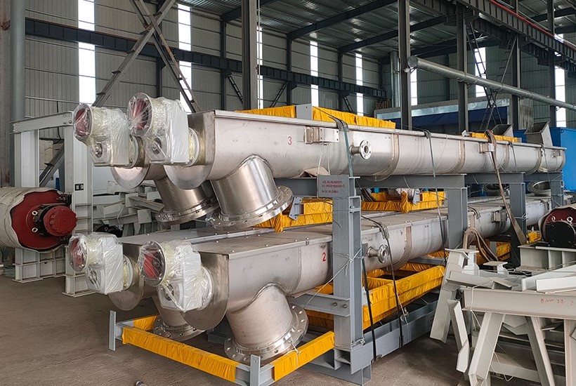 convoyeur &agrave; vis &agrave; boues